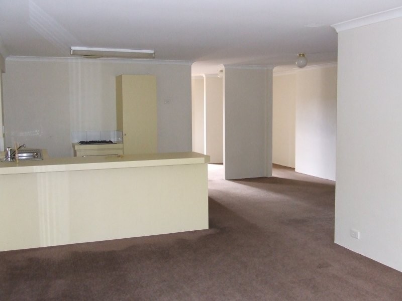 37 Kin Bay Entrance, Mindarie WA 6030