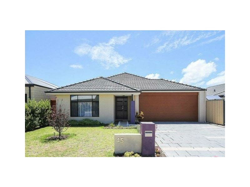 45 Blackwood Meander, Yanchep WA 6035