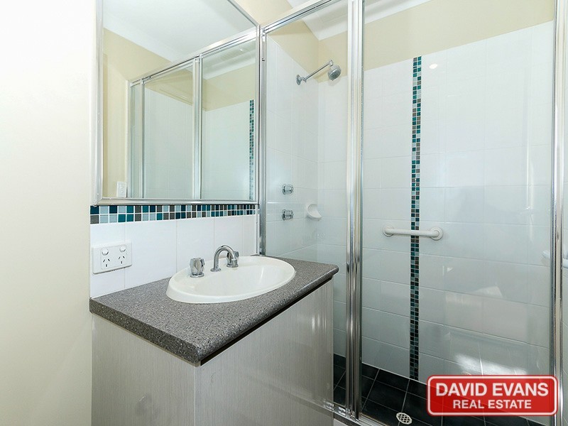 70 Grand Paradiso, Merriwa WA 6030