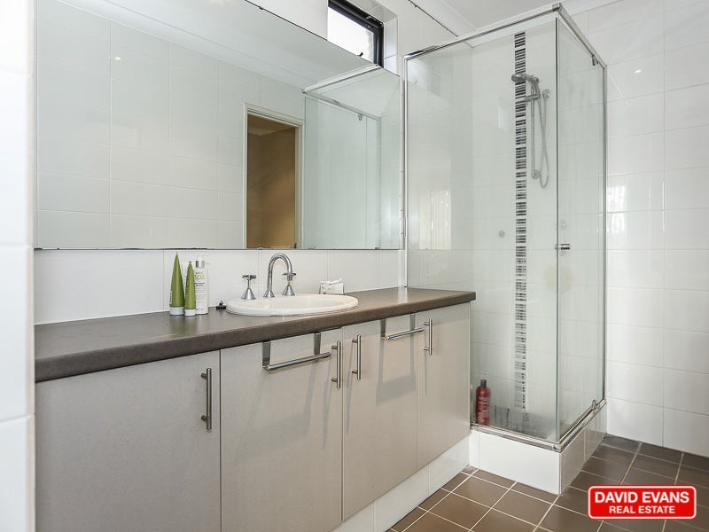 4 Nottingham Green, Quinns Rocks WA 6030