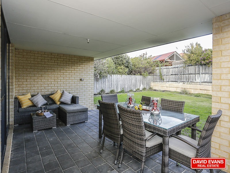 4 Nottingham Green, Quinns Rocks WA 6030