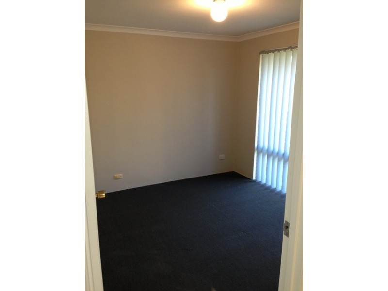 11 Carberry Square, Clarkson WA 6030