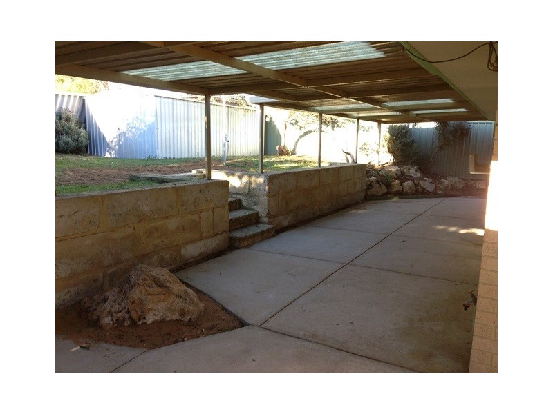 11 Carberry Square, Clarkson WA 6030