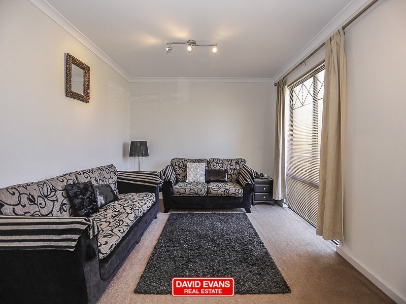 41 Burnett Drive, Clarkson WA 6030