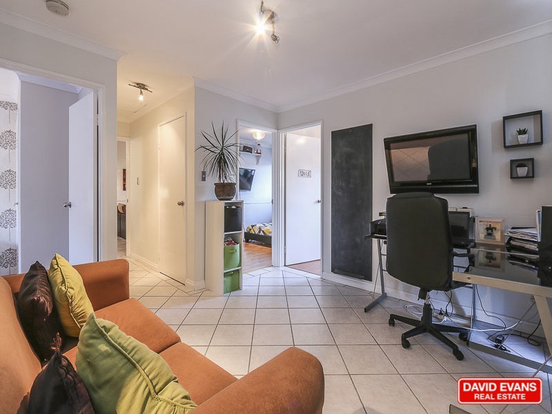 22 Midland Elbow, Mindarie WA 6030