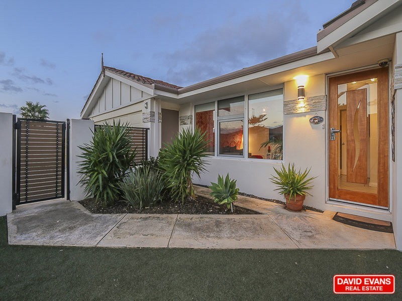 22 Midland Elbow, Mindarie WA 6030