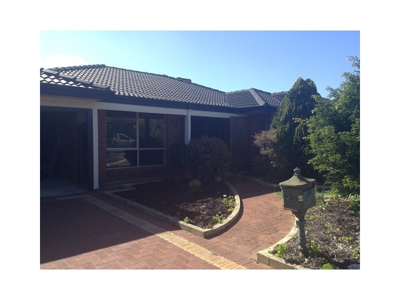 18 Broughton Heights, Kinross WA 6028