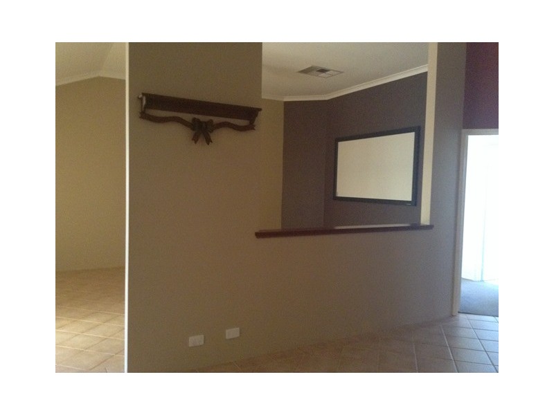 18 Broughton Heights, Kinross WA 6028