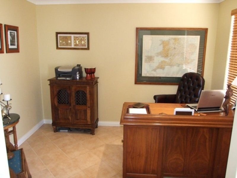 4 Hobie Place, Ocean Reef WA 6027