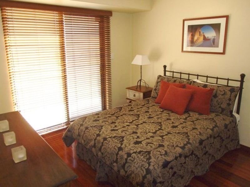 4 Hobie Place, Ocean Reef WA 6027