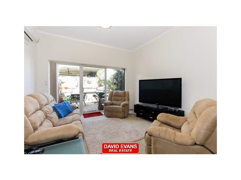 284 Ocean Keys Boulevard, Clarkson WA 6030