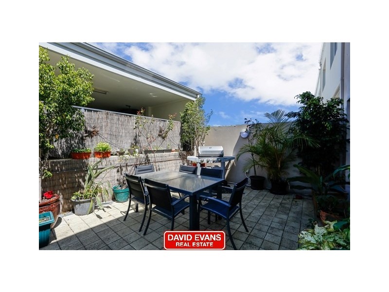 284 Ocean Keys Boulevard, Clarkson WA 6030