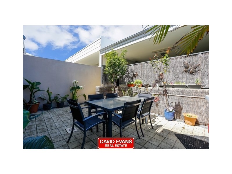 284 Ocean Keys Boulevard, Clarkson WA 6030