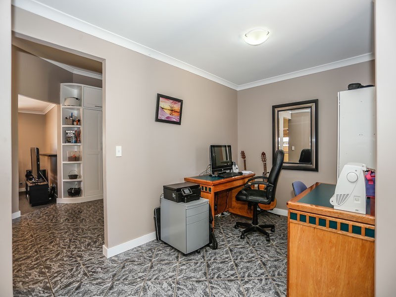 74 Coldstream Circuit, Merriwa WA 6030