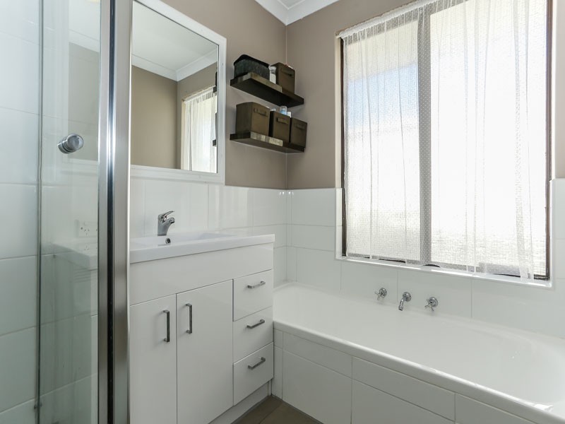 74 Coldstream Circuit, Merriwa WA 6030