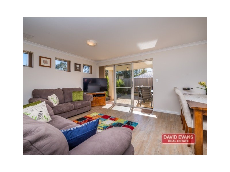 1/15 Crosthwait Circle, Tapping WA 6065
