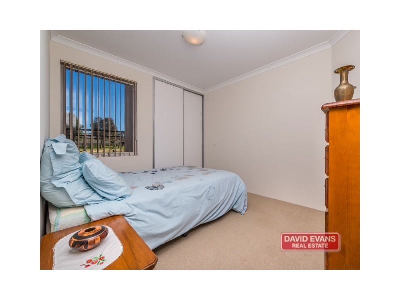 1/15 Crosthwait Circle, Tapping WA 6065