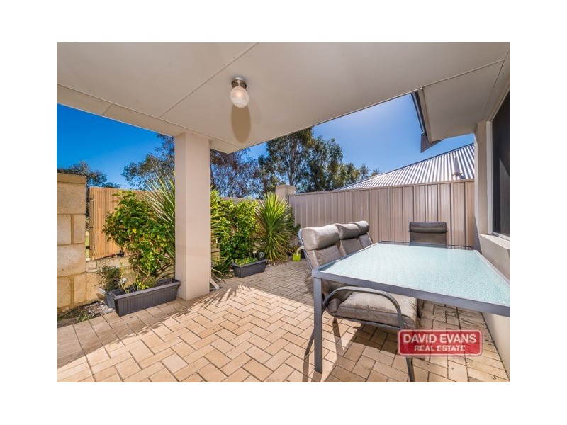 1/15 Crosthwait Circle, Tapping WA 6065