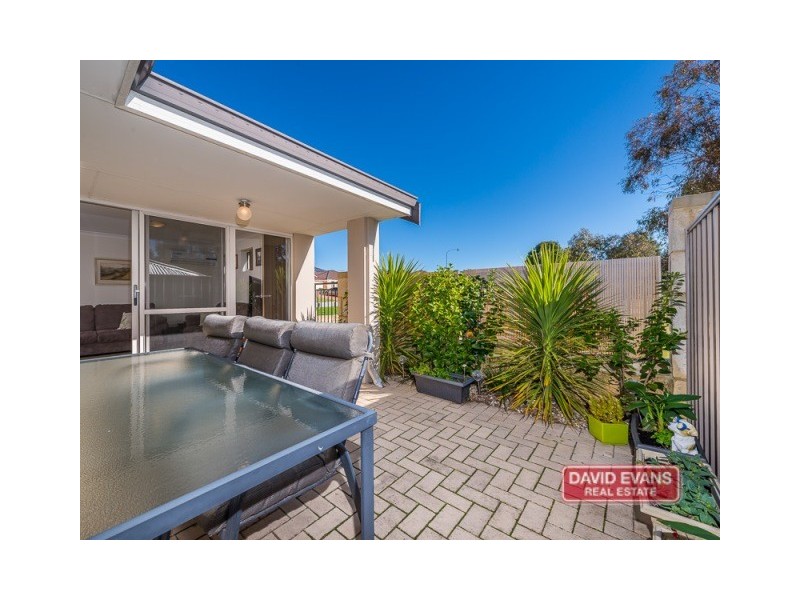 1/15 Crosthwait Circle, Tapping WA 6065