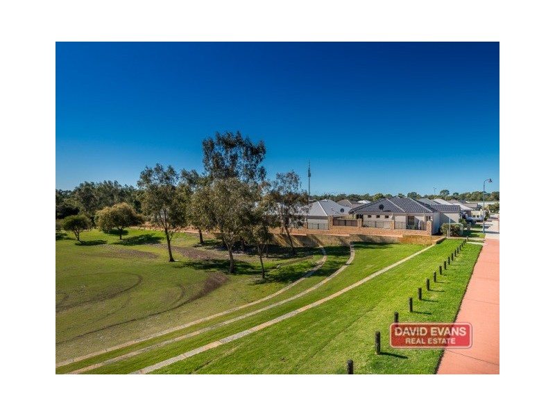 1/15 Crosthwait Circle, Tapping WA 6065