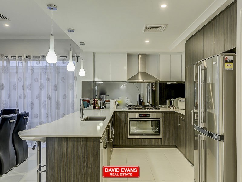 60 Bunker Crescent, Yanchep WA 6035