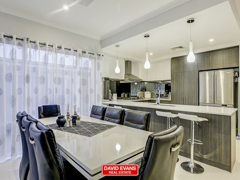 60 Bunker Crescent, Yanchep WA 6035