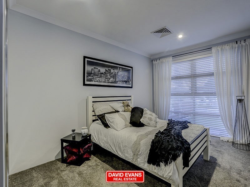 60 Bunker Crescent, Yanchep WA 6035