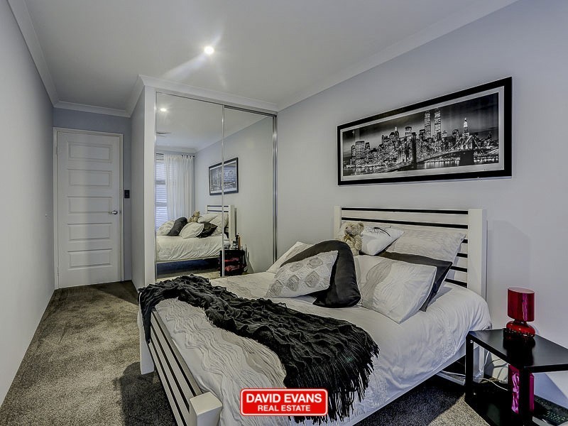 60 Bunker Crescent, Yanchep WA 6035