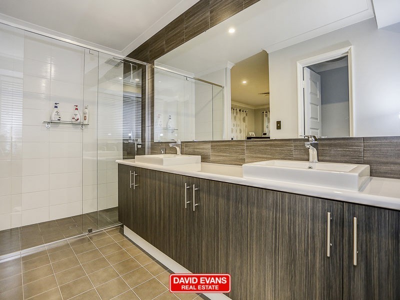 60 Bunker Crescent, Yanchep WA 6035