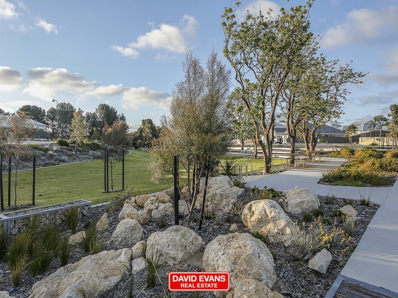 60 Bunker Crescent, Yanchep WA 6035