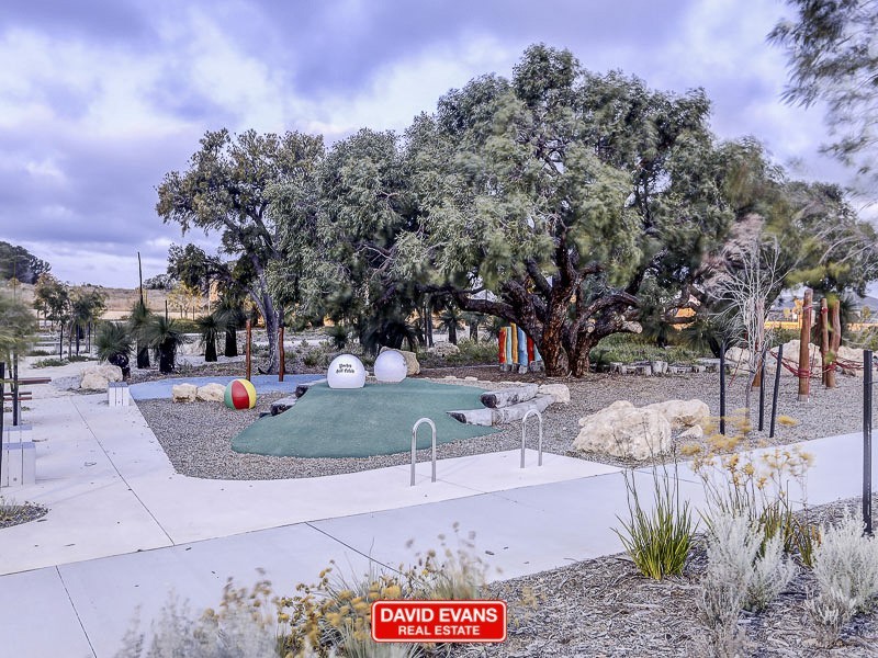 60 Bunker Crescent, Yanchep WA 6035