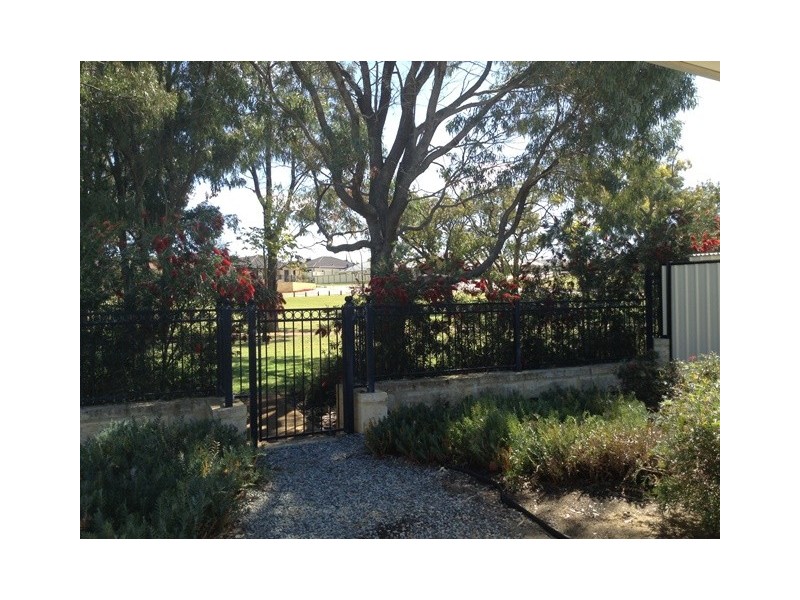 17 Tuxedo Link, Clarkson WA 6030