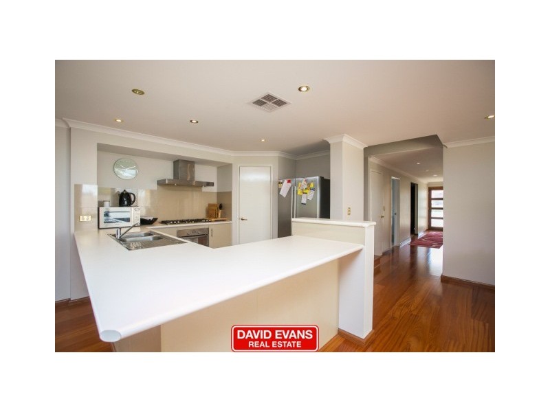 15 Topsail Loop, Alkimos WA 6038