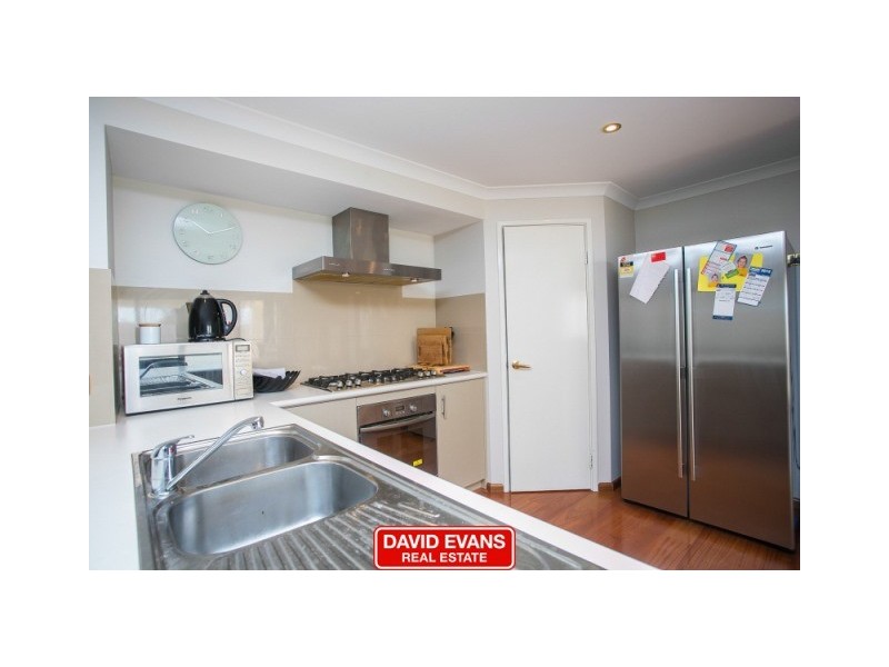 15 Topsail Loop, Alkimos WA 6038