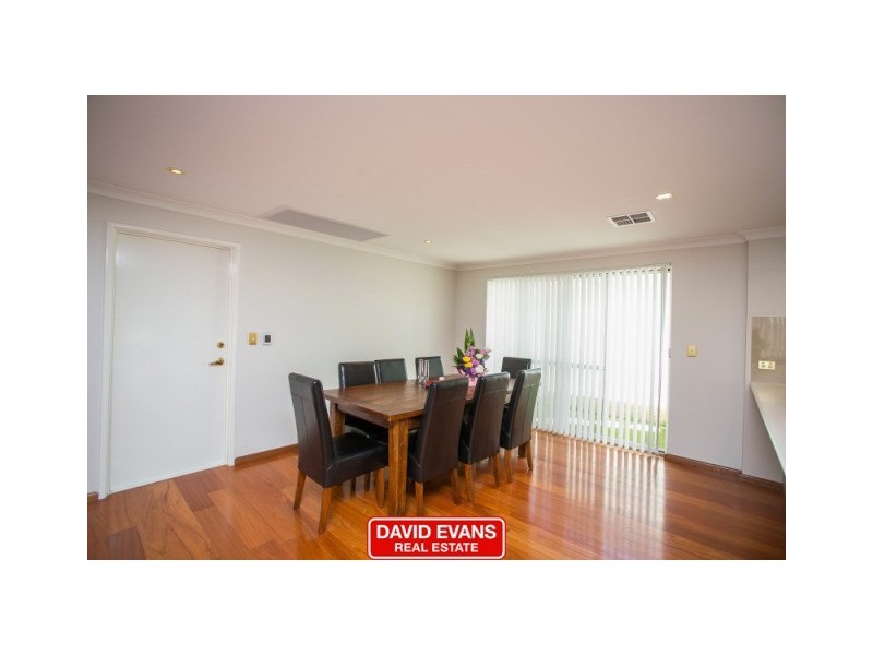 15 Topsail Loop, Alkimos WA 6038