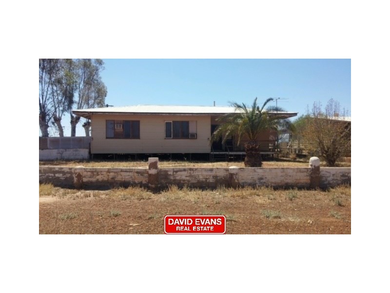 35 Queen Road, Meekatharra WA 6642