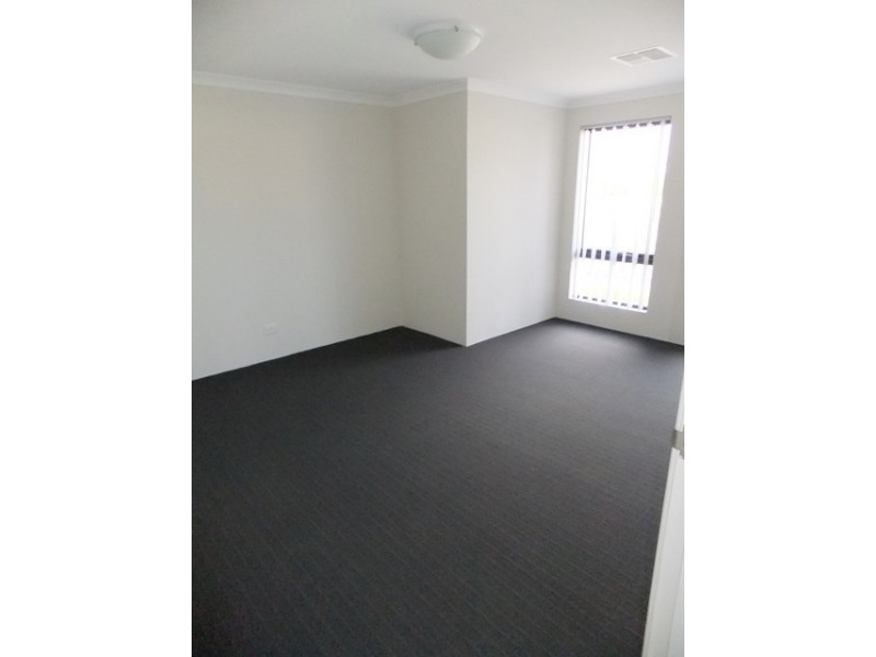 19 Bowline Ave, Alkimos WA 6038