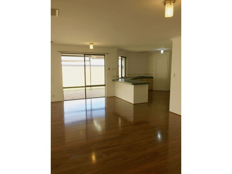 91 Selkirk Drive, Kinross WA 6028