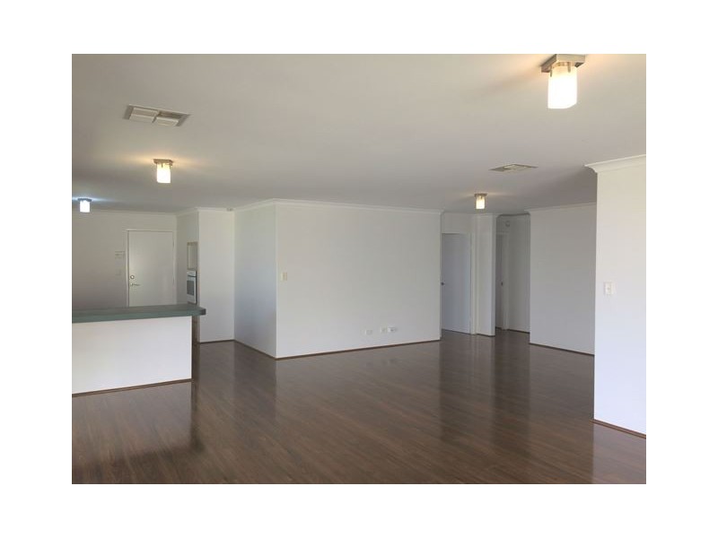 91 Selkirk Drive, Kinross WA 6028