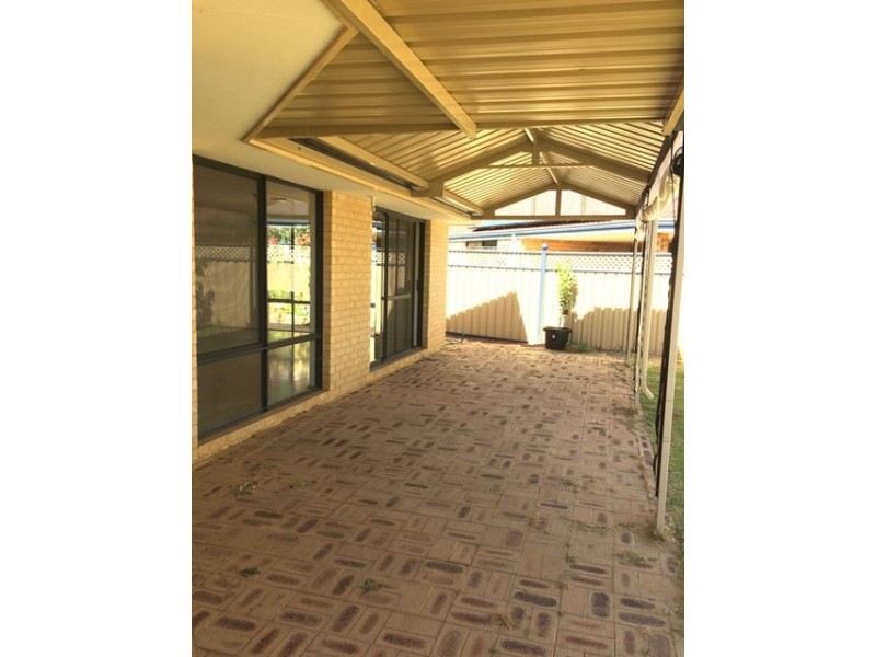 91 Selkirk Drive, Kinross WA 6028