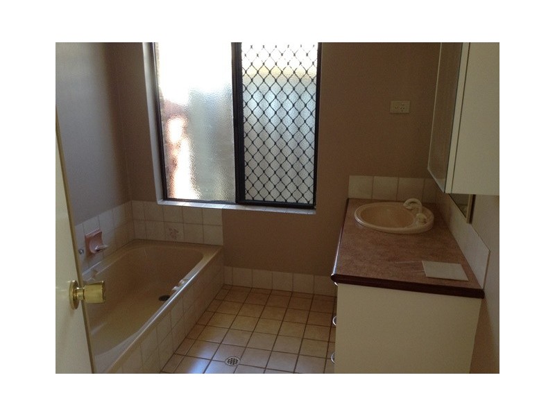 3 Lind Court, Quinns Rocks WA 6030