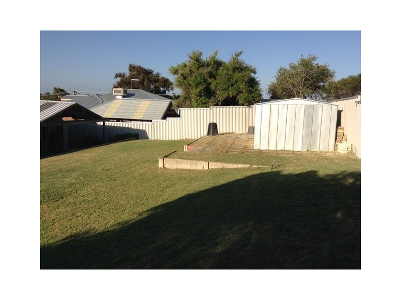 3 Lind Court, Quinns Rocks WA 6030