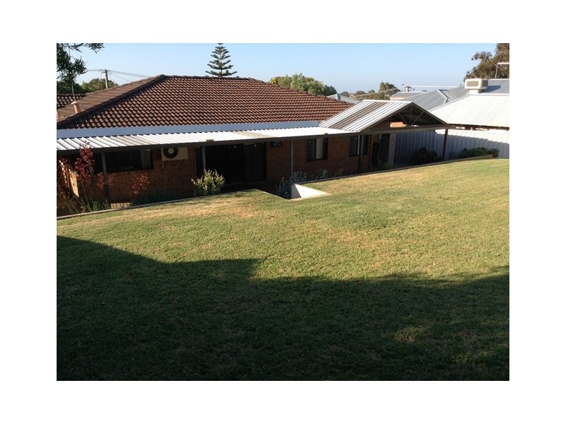 3 Lind Court, Quinns Rocks WA 6030