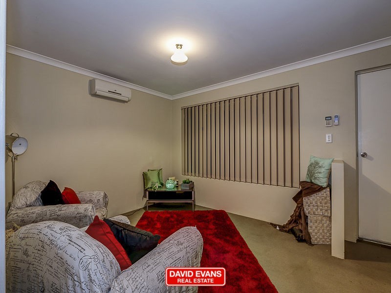 27 Hyland Crescent, Clarkson WA 6030