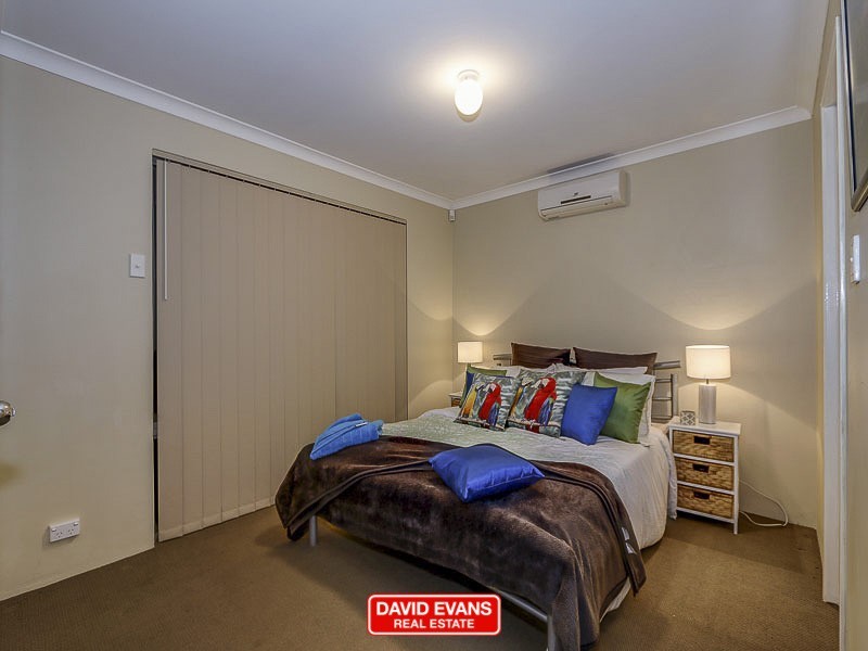 27 Hyland Crescent, Clarkson WA 6030