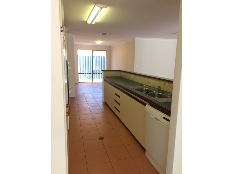 109 Caledonia Ave, Currambine WA 6028