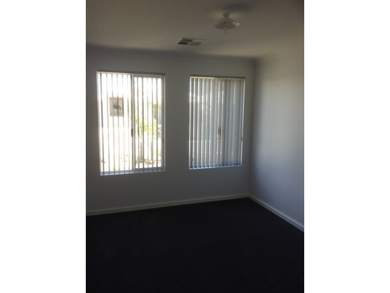 15 Grasswren Way, Alkimos WA 6038