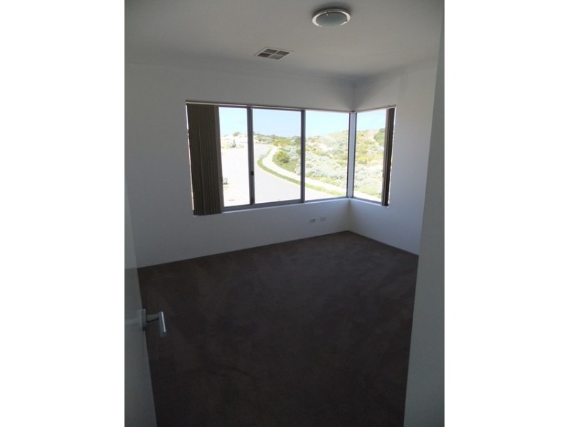 44 Seadrift Street, Yanchep WA 6035