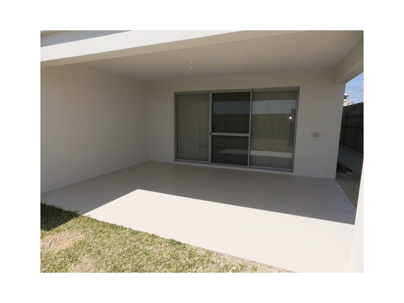 44 Seadrift Street, Yanchep WA 6035