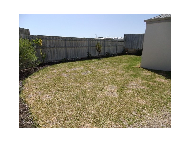 44 Seadrift Street, Yanchep WA 6035